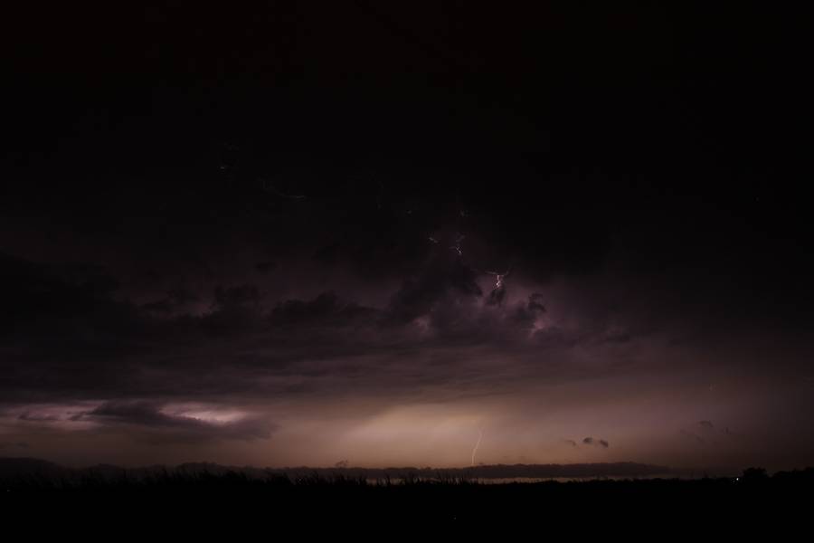 lightning lightning_bolts : Beatrice, Nebraska, USA   14 May 2007