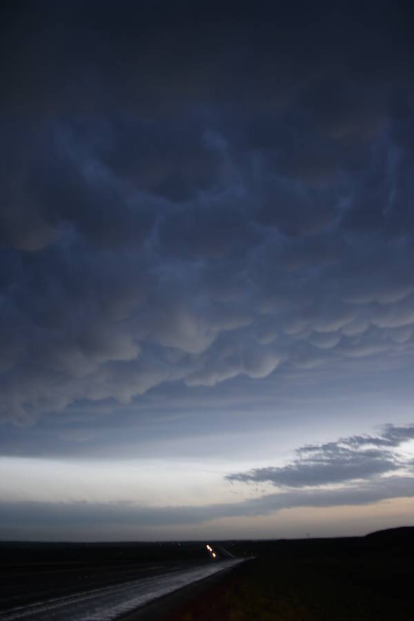 mammatus mammatus_cloud : Gillette, Wyoming, USA   20 May 2007