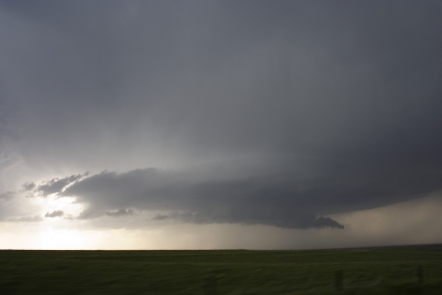 cumulonimbus supercell_thunderstorm : NW of WaKeeney, Kansas, USA   22 May 2007