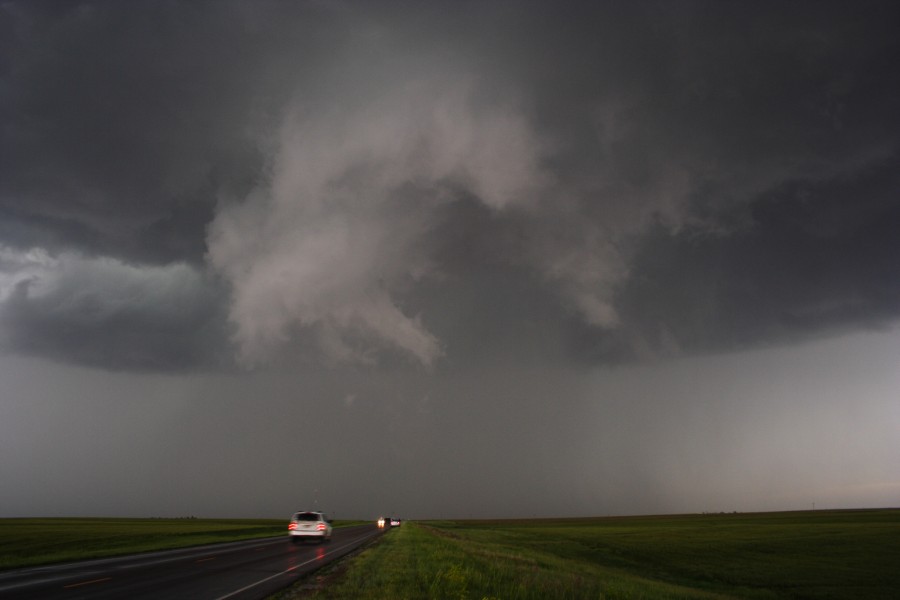 cumulonimbus supercell_thunderstorm : N of Togo, Kansas, USA   22 May 2007
