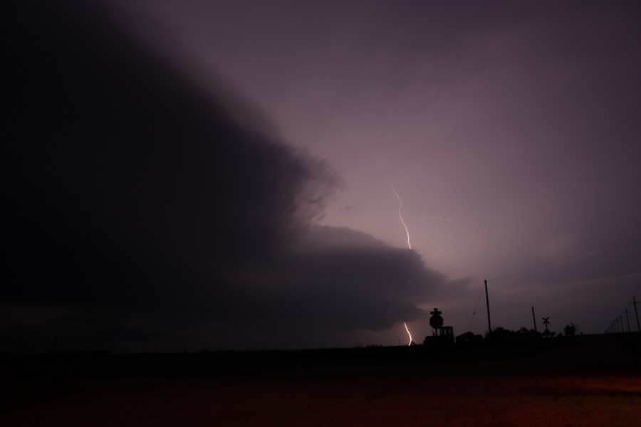 lightning lightning_bolts : W of Russell, Kansas, USA   22 May 2007
