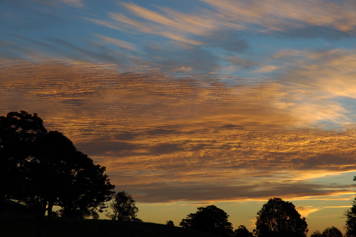 altocumulus undulatus : McLeans Ridges, NSW   22 May 2007