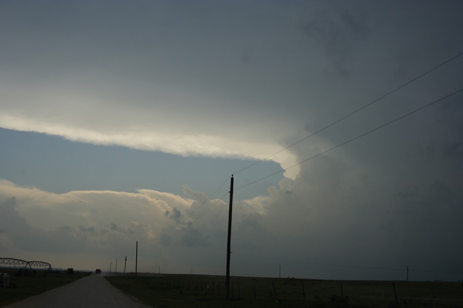 updraft thunderstorm_updrafts : SE of Perryton, Texas, USA   23 May 2007