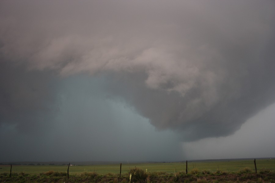 cumulonimbus thunderstorm_base : SE of Perryton, Texas, USA   23 May 2007