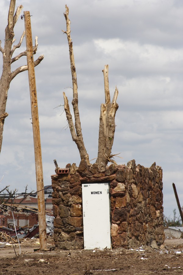 disasters storm_damage : Greensburg, Kansas, USA   25 May 2007