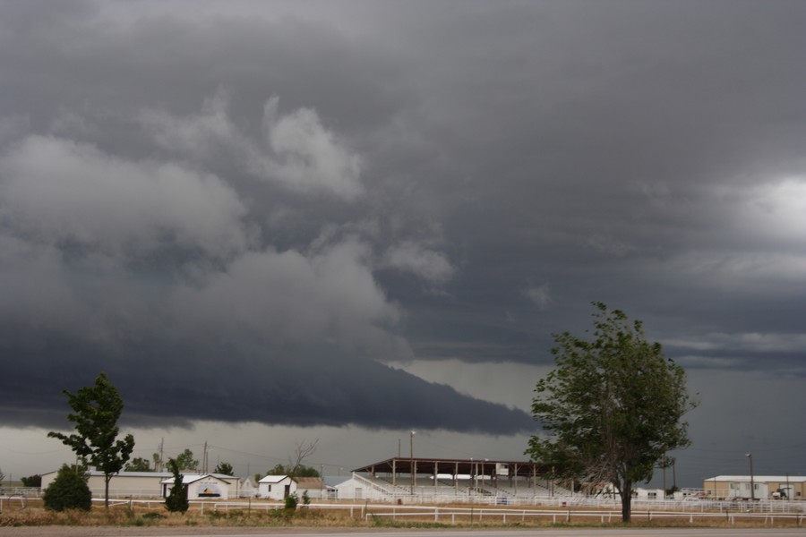 cumulonimbus thunderstorm_base : Eads, Colorado, USA   29 May 2007