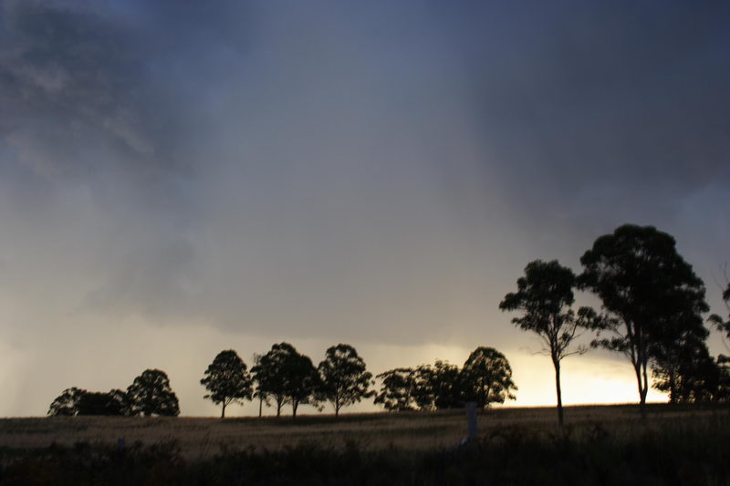 cumulonimbus thunderstorm_base : Kew, NSW   14 September 2007