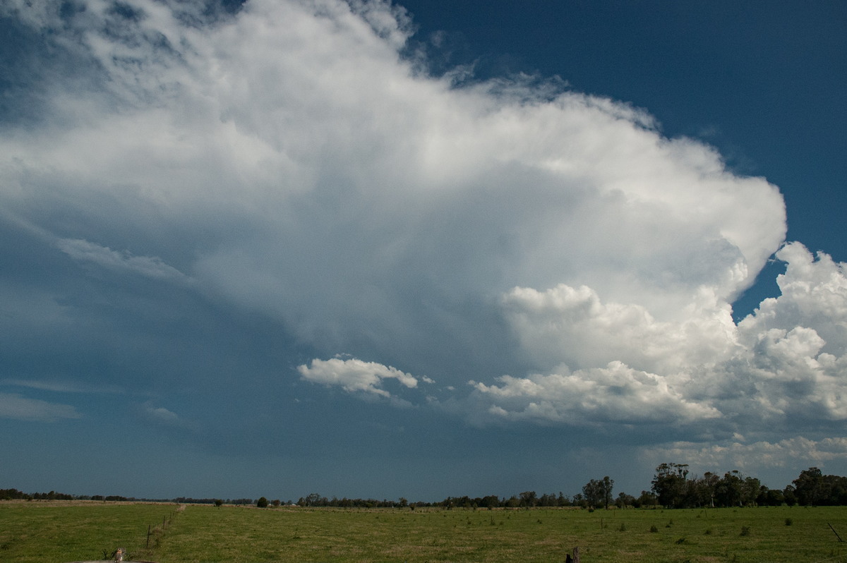 thunderstorm cumulonimbus_incus : Ruthven, NSW   6 October 2007