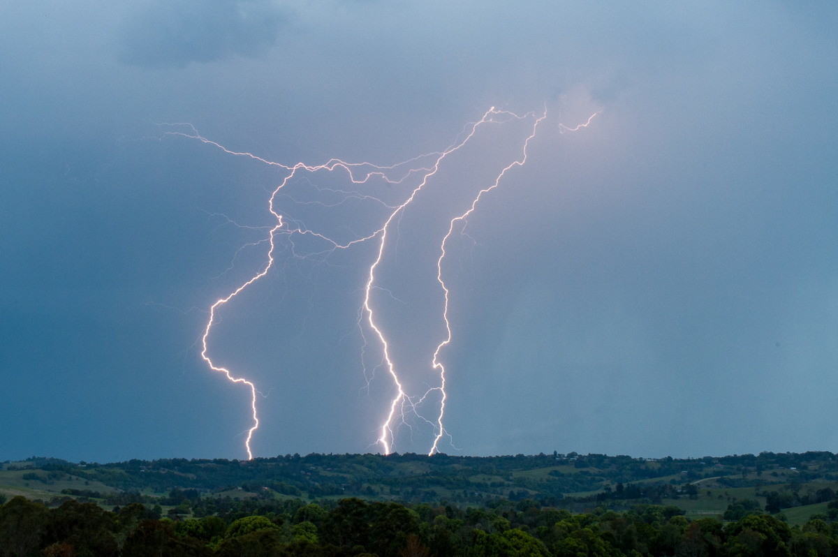 lightning lightning_bolts : Bexhill, NSW   7 October 2007