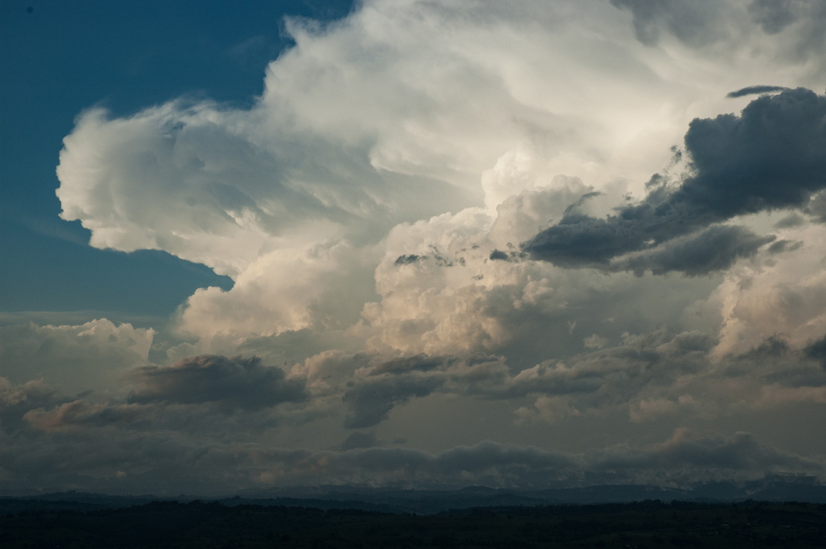 thunderstorm cumulonimbus_incus : McLeans Ridges, NSW   8 October 2007