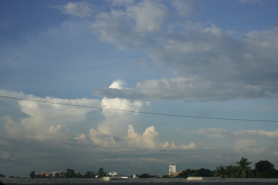 thunderstorm cumulonimbus_incus : Davao City, Philippines   12 October 2007