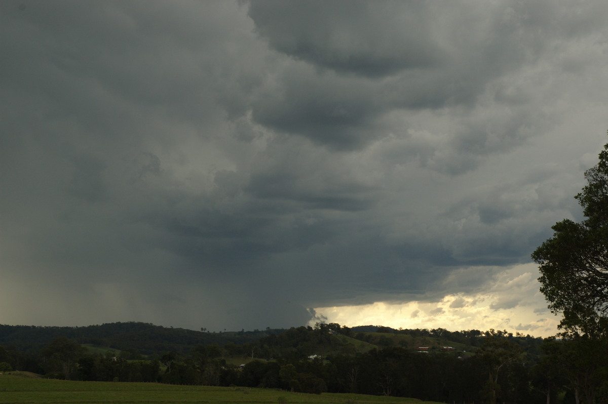 cumulonimbus thunderstorm_base : near Kyogle, NSW   12 October 2007