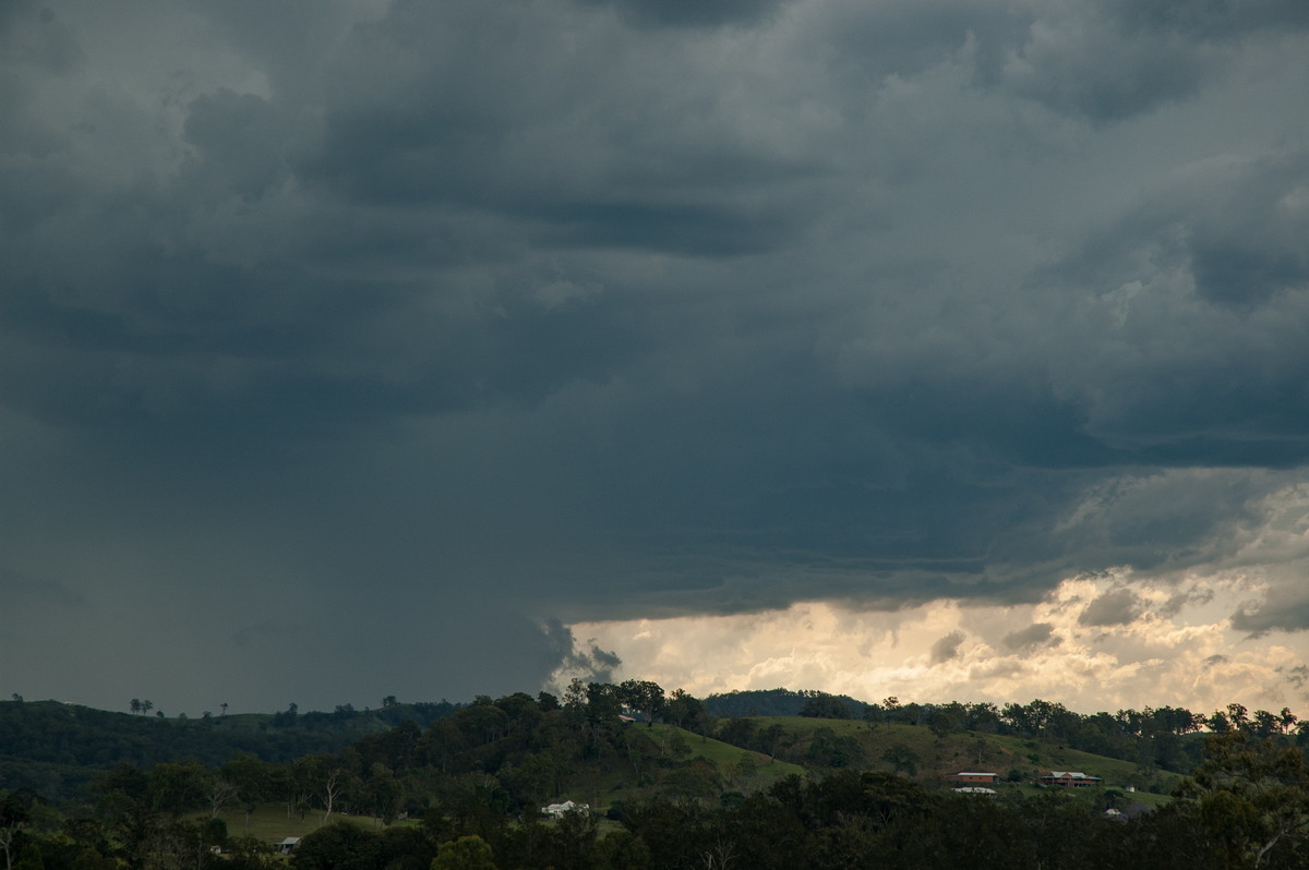 cumulonimbus thunderstorm_base : near Kyogle, NSW   12 October 2007