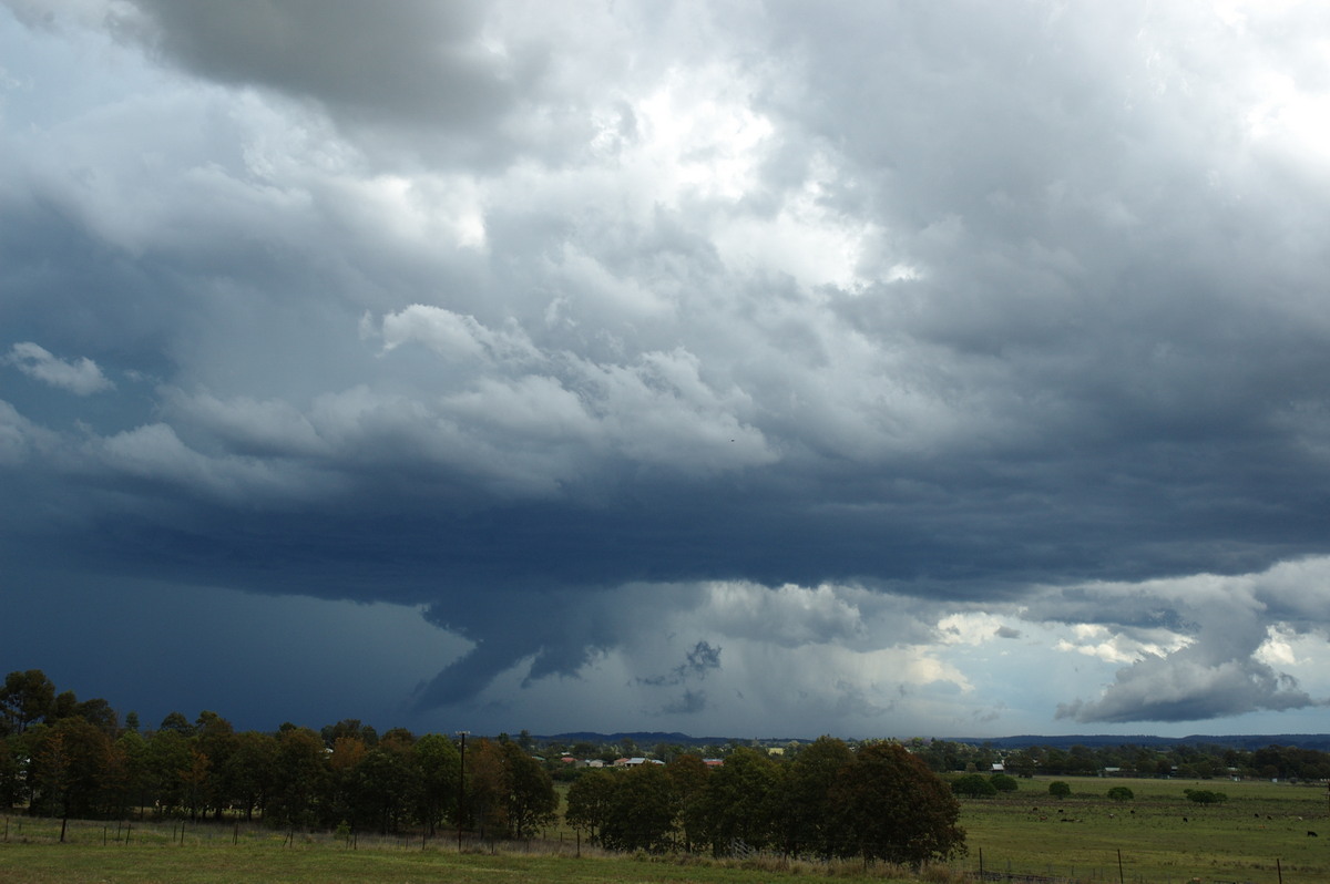 cumulonimbus supercell_thunderstorm : Casino, NSW   26 October 2007