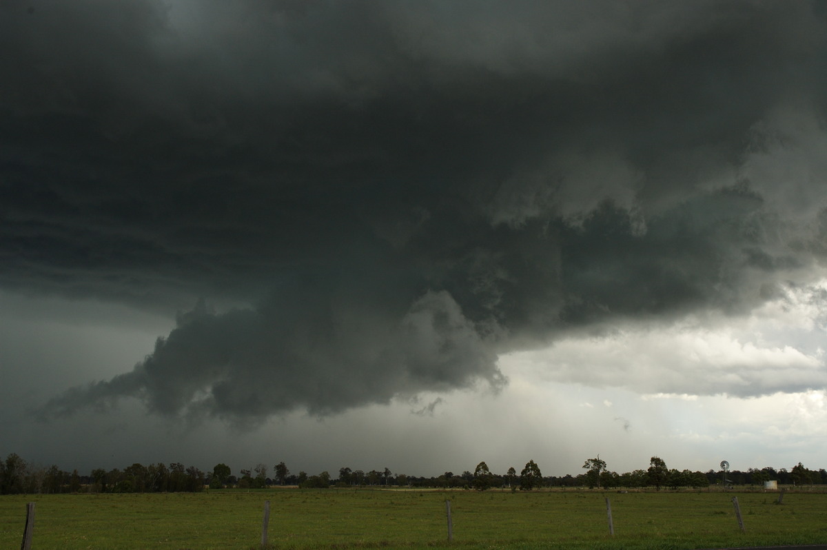 cumulonimbus supercell_thunderstorm : E of Casino, NSW   26 October 2007