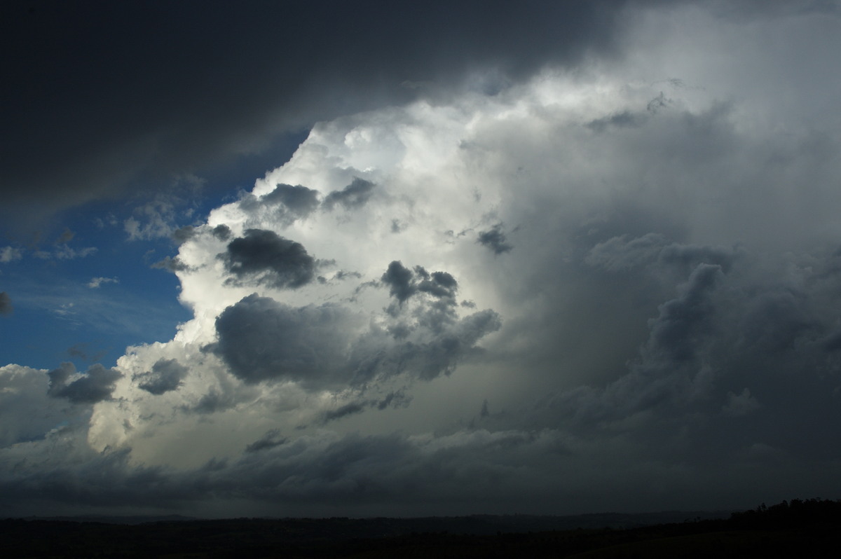 cumulonimbus supercell_thunderstorm : McLeans Ridges, NSW   26 October 2007