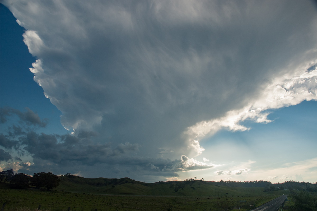 anvil thunderstorm_anvils : Bentley, NSW   30 October 2007