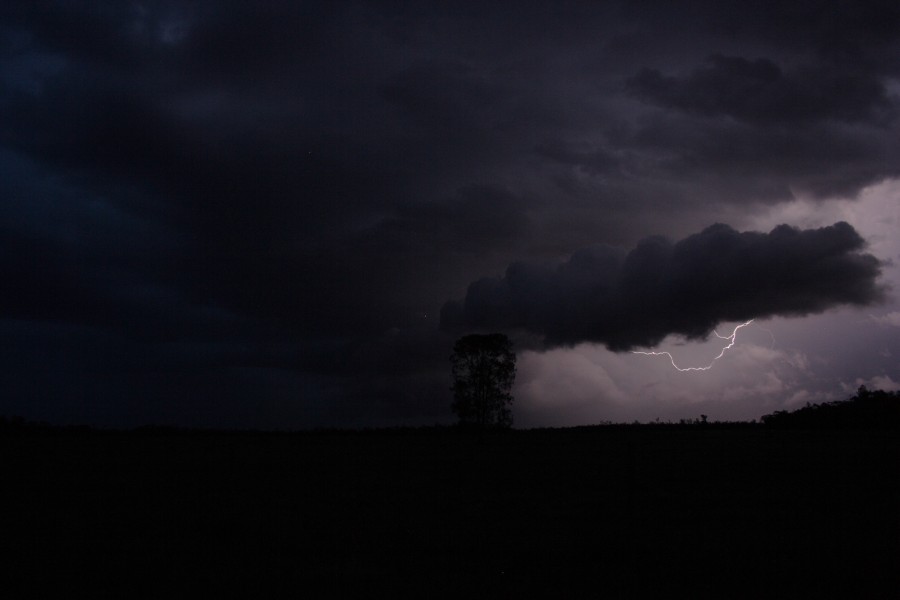 lightning lightning_bolts : N of Goondiwindi, Qld   1 November 2007