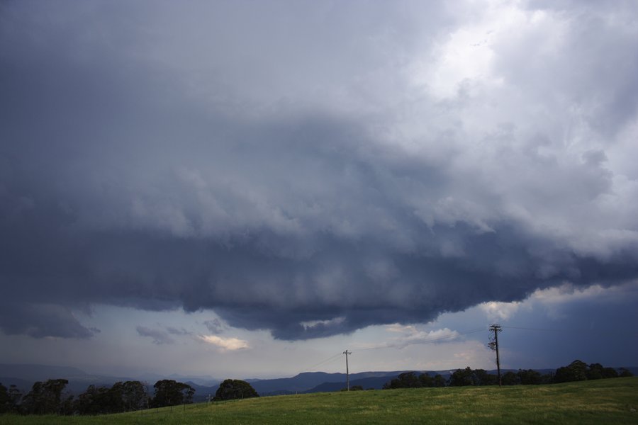 cumulonimbus thunderstorm_base : near Hampton, NSW   16 November 2007