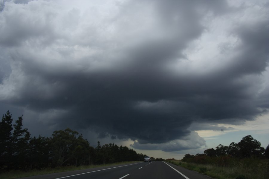 cumulonimbus thunderstorm_base : near Marulan, NSW   18 November 2007