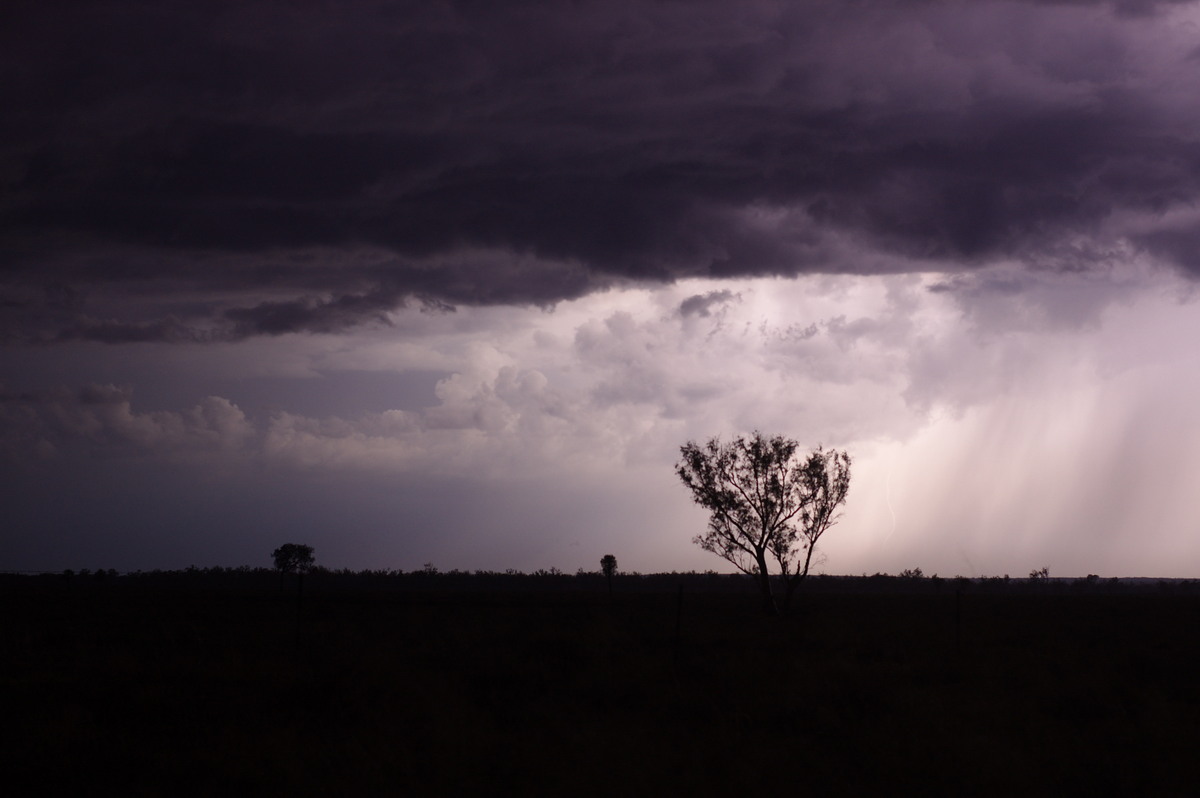 lightning lightning_bolts : E of Goondiwindi, QLD   9 December 2007