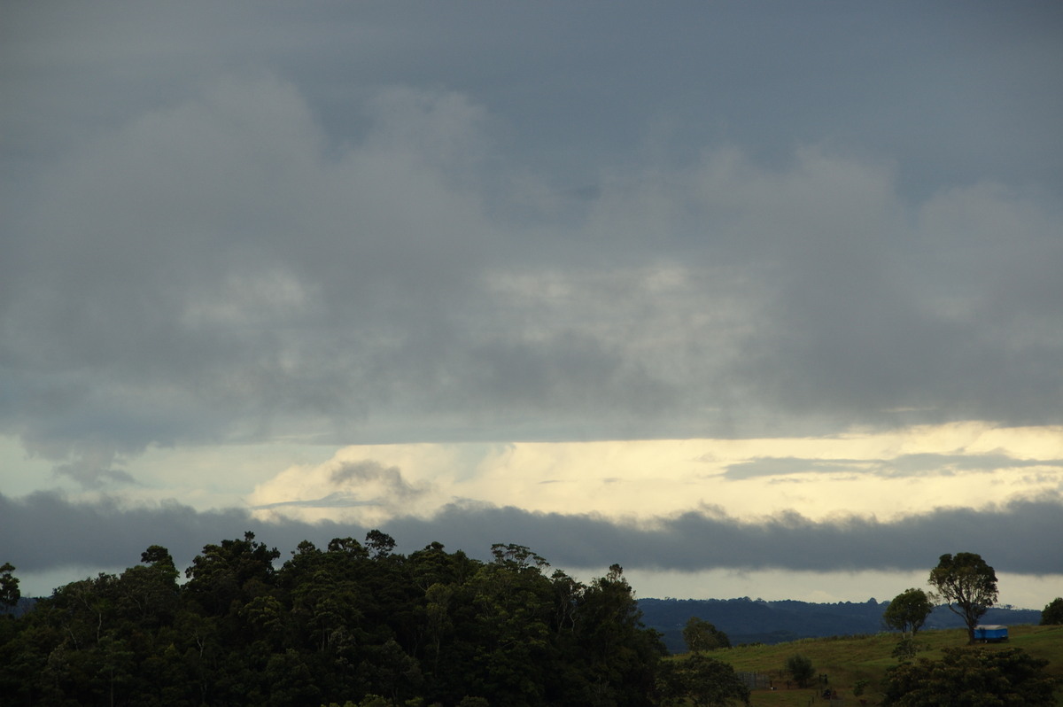 stratus stratus_cloud : McLeans Ridges, NSW   9 April 2008