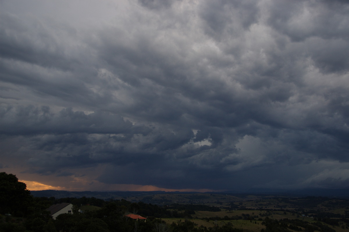 cumulonimbus thunderstorm_base : McLeans Ridges, NSW   17 May 2008