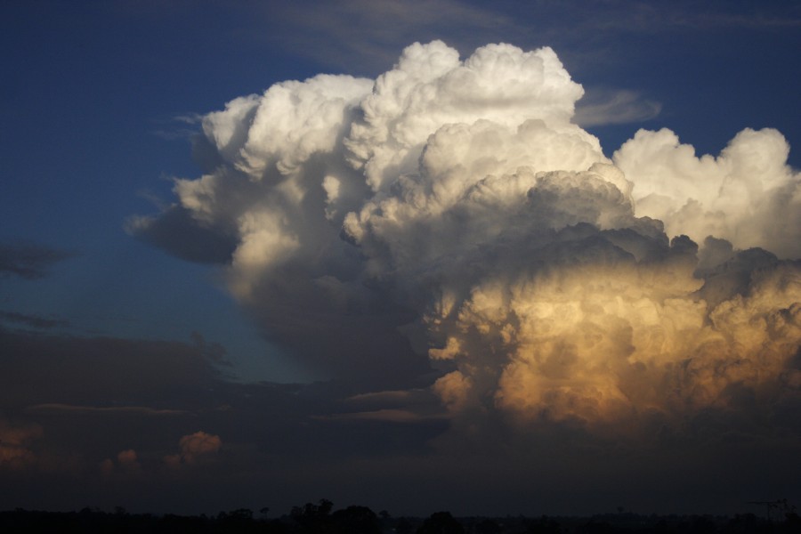 updraft thunderstorm_updrafts : Schofields, NSW   28 May 2008