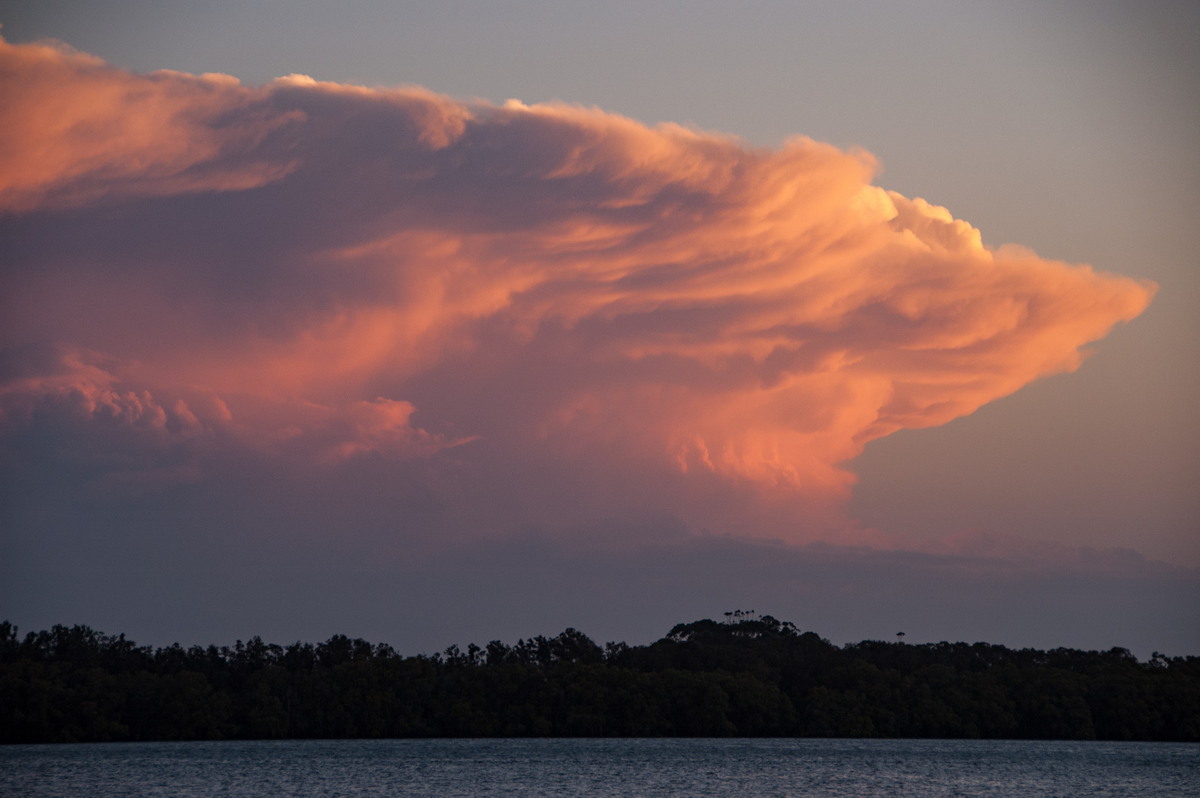 thunderstorm cumulonimbus_incus : Ballina, NSW   12 September 2008