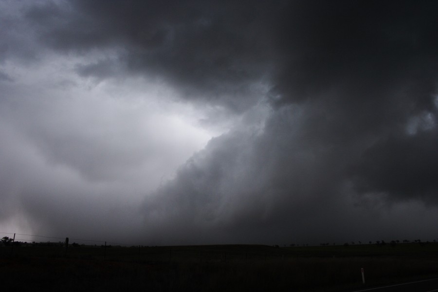 cumulonimbus thunderstorm_base : E of Gunnedah, NSW   14 October 2008