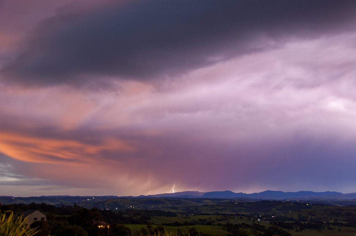 lightning lightning_bolts : McLeans Ridges, NSW   29 December 2008