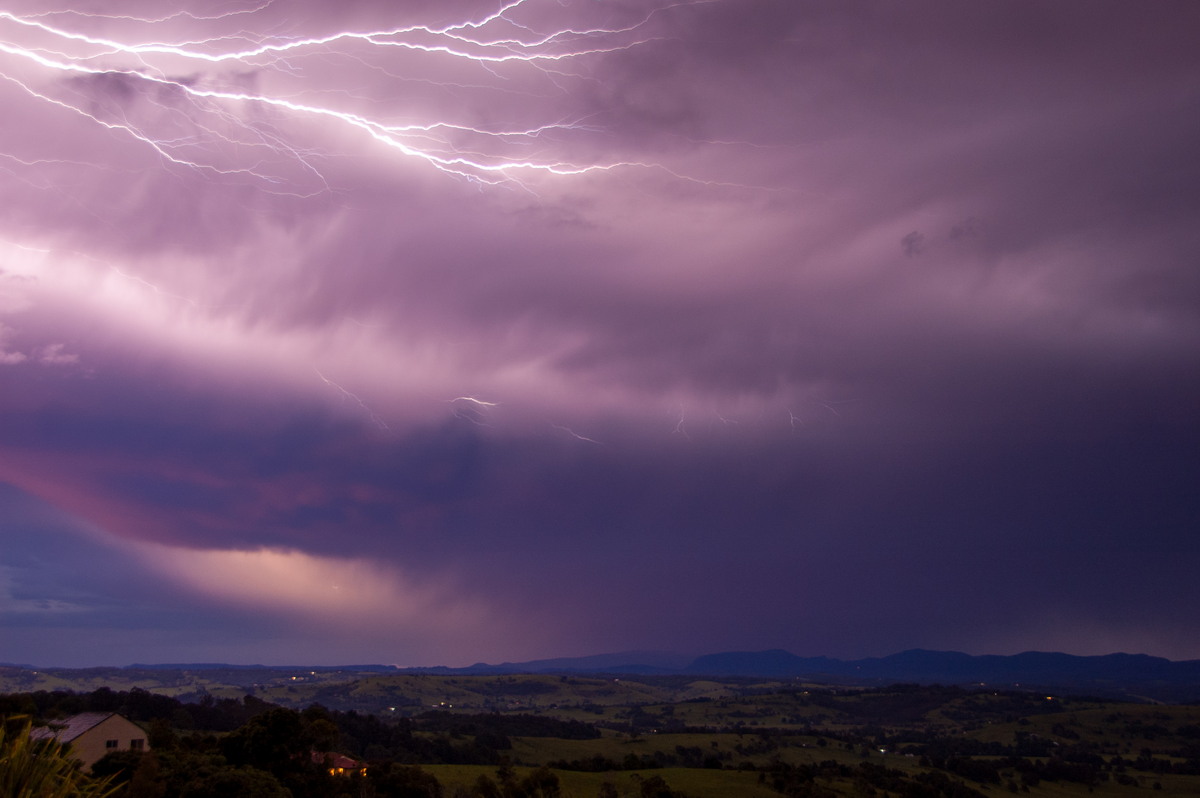 lightning lightning_bolts : McLeans Ridges, NSW   29 December 2008