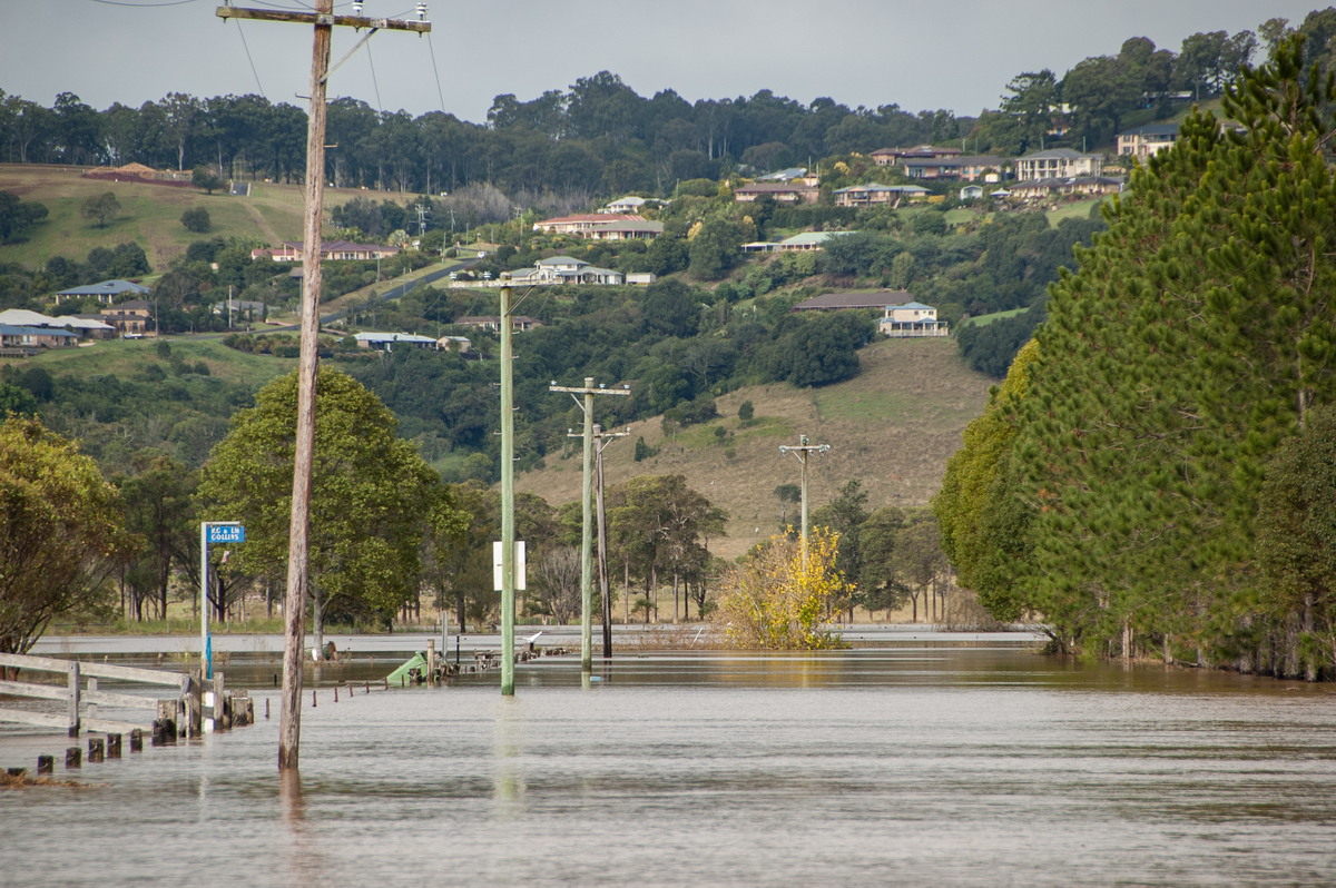 flashflooding flood_pictures : McLeans Ridges, NSW   22 May 2009