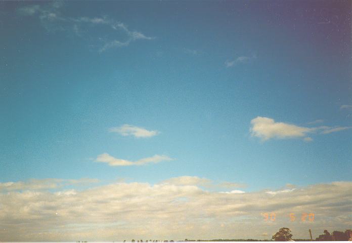 stratocumulus stratocumulus_cloud : Schofields, NSW   20 May 1990