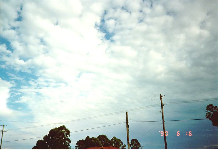 altocumulus altocumulus_cloud : Schofields, NSW   16 June 1990