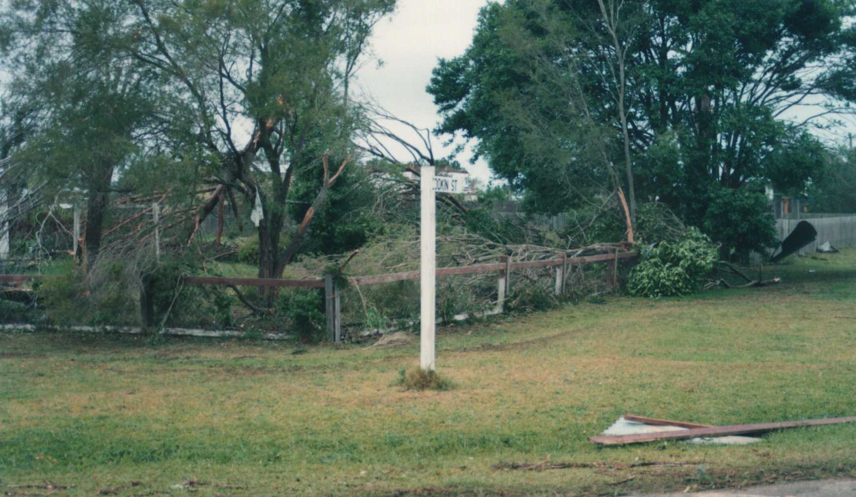 disasters storm_damage : Tucabia, NSW   20 November 1993