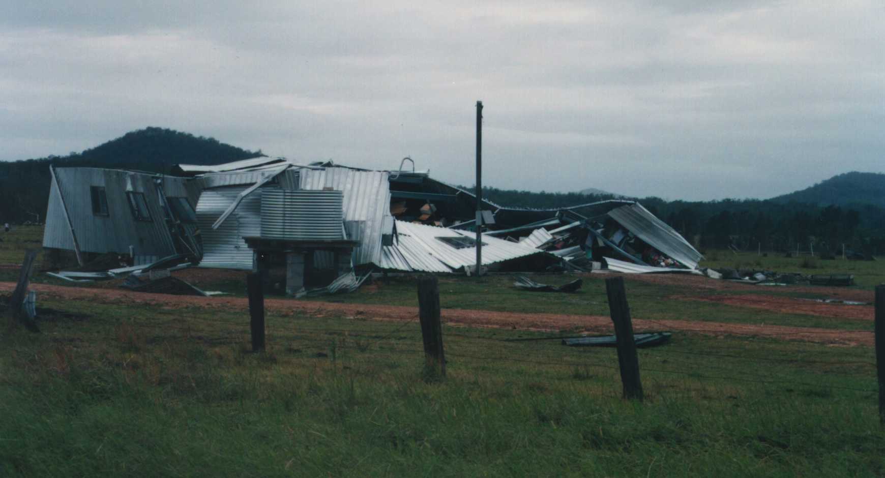 disasters storm_damage : Tucabia, NSW   20 November 1993