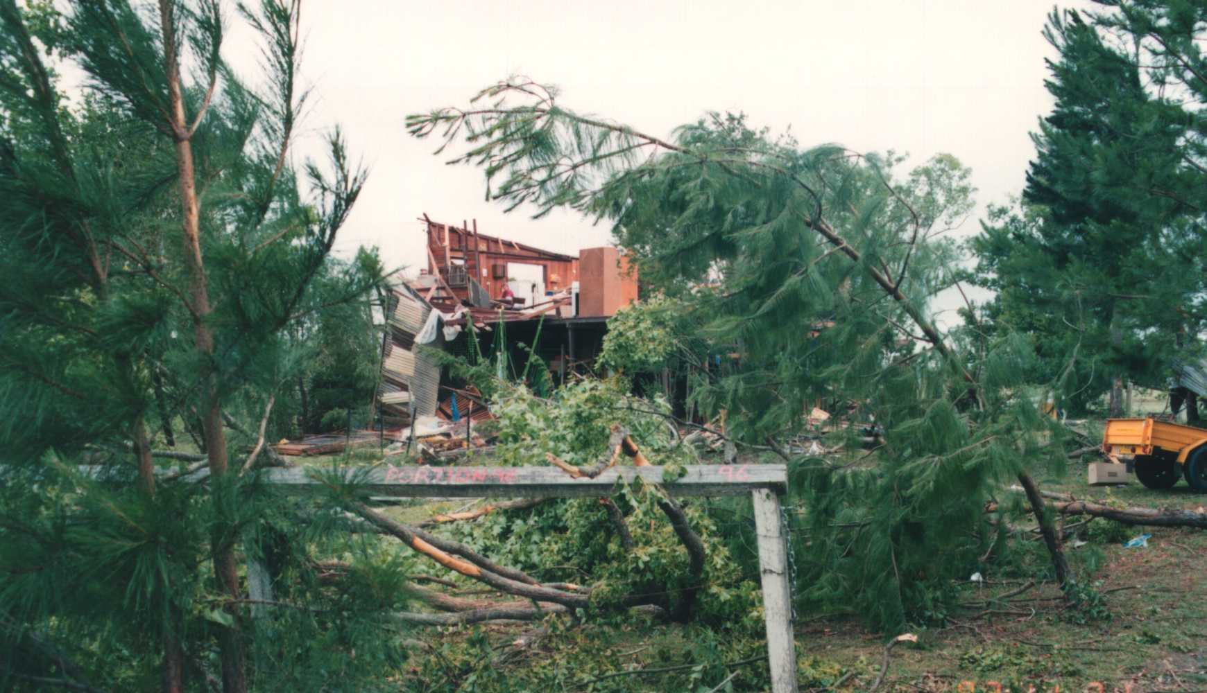 disasters storm_damage : Tucabia, NSW   20 November 1993