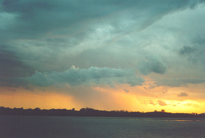 altocumulus altocumulus_cloud : Ballina, NSW   27 December 1995