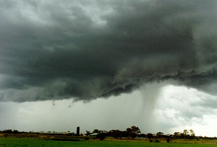 shelfcloud shelf_cloud : Richmond, NSW   7 December 1996