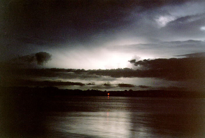 lightning lightning_bolts : Ballina, NSW   26 December 1997