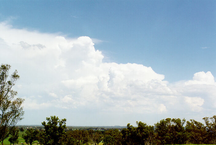 thunderstorm cumulonimbus_incus : Kemps Creek, NSW   15 February 1998