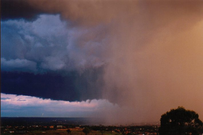 cumulonimbus thunderstorm_base : Horsley Park, NSW   13 November 1998