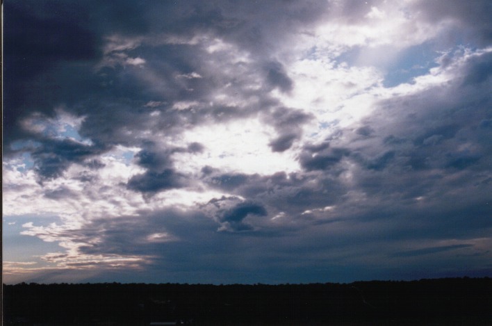 altocumulus altocumulus_cloud : Schofields, NSW   13 August 1999