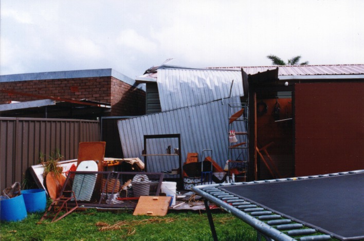 disasters storm_damage : Fairfield West, NSW   29 August 1999