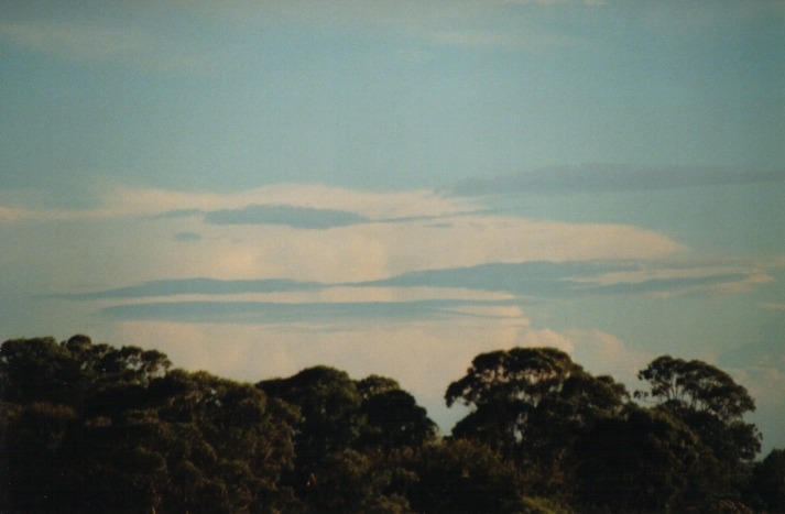 thunderstorm cumulonimbus_incus : Rooty Hill, NSW   3 April 2000