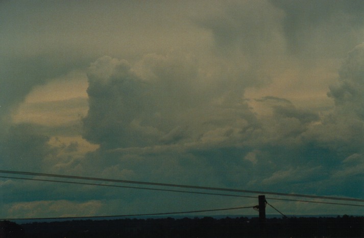 thunderstorm cumulonimbus_incus : Schofields, NSW   16 April 2000