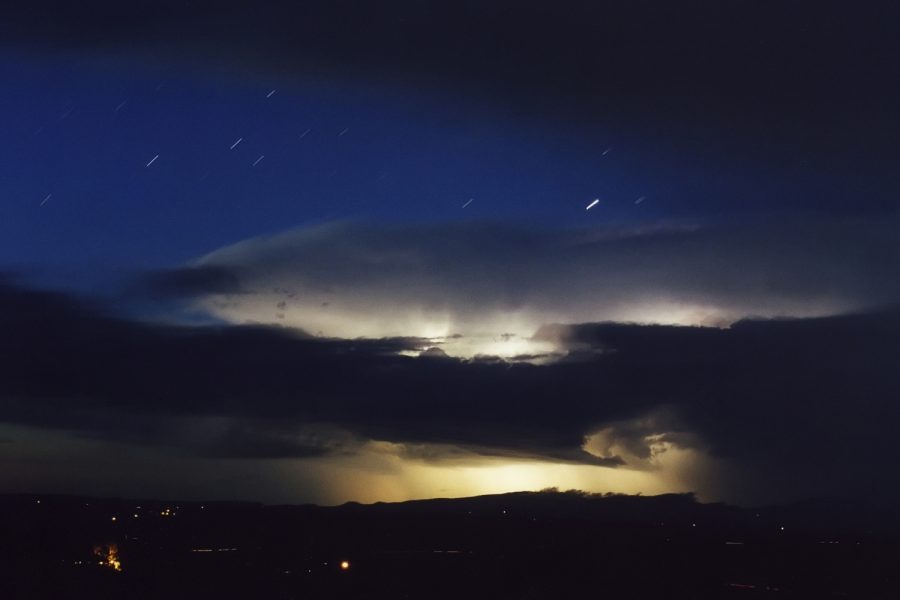 lightning lightning_bolts : McLeans Ridges, NSW   26 October 2000