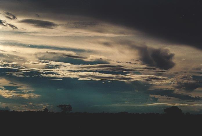 altostratus altostratus_cloud : 100km N of Bourke, NSW   19 November 2000