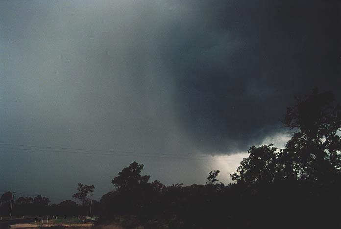 raincascade precipitation_cascade : W of Inverell, NSW   4 December 2000